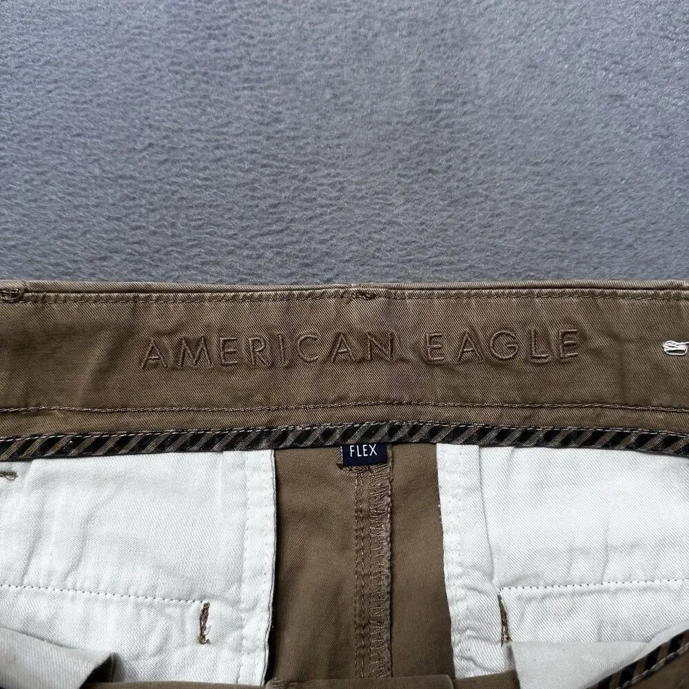 American Eagle Mens 30x32 Slim Straight Chino Pants Beige Flex Stretch EUC